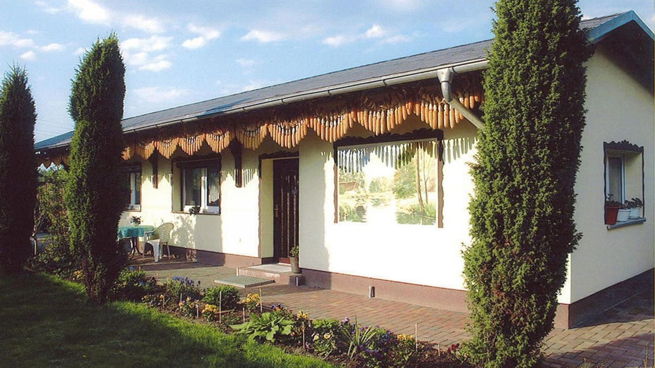 ExteriorSummer ExteriorSummer